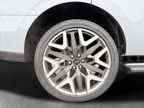 New 2027 Ford Expedition Platinum w/ Platinum Ultimate Package AWD/4WD image 8