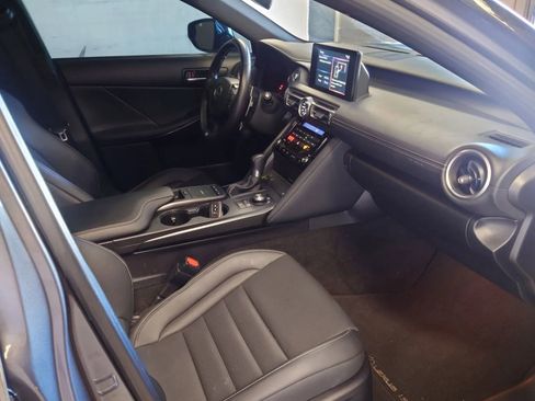 Used 2022 Lexus IS 350 F Sport image 10