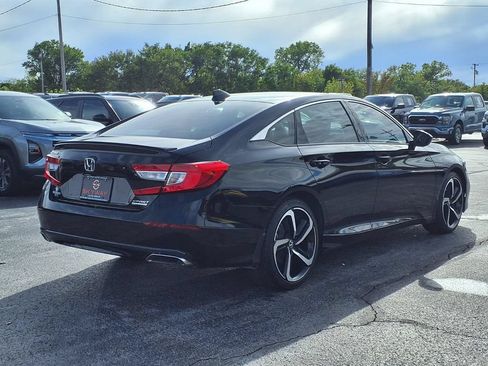Used 2021 Honda Accord Sport Special Edition image 4