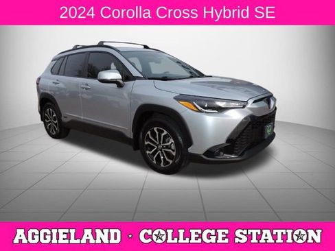 Used 2024 Toyota Corolla Cross SE image 1