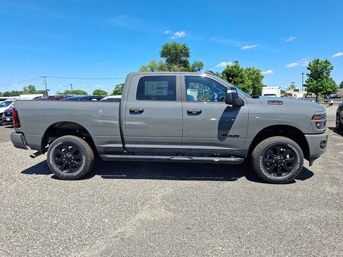 New 2026 RAM 2500 Big Horn AWD/4WD image 8