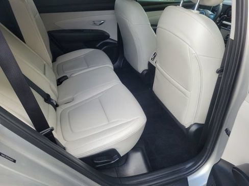 Used 2025 Hyundai Tucson SEL FWD image 13