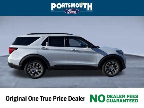 New 2026 Ford Explorer Active w/ Active Comfort Package image 6