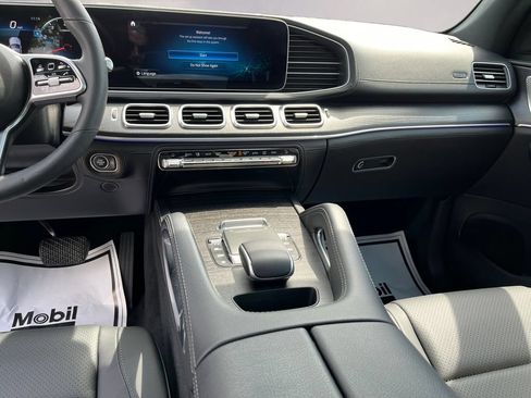 Used 2022 Mercedes-Benz GLE 350 4MATIC image 11