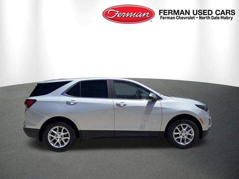 Used 2022 Chevrolet Equinox LT AWD/4WD image 2