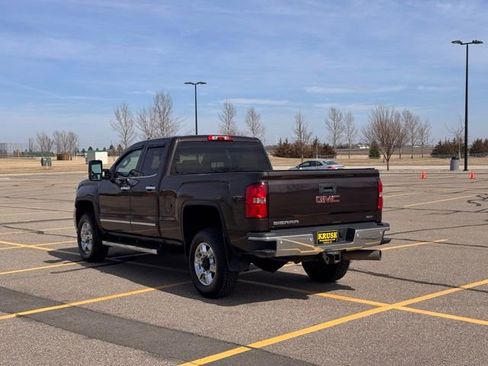 Used 2016 GMC Sierra 2500 SLT w/ Driver Alert Package image 31