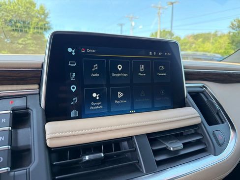 Used 2022 Chevrolet Tahoe Premier AWD/4WD image 18