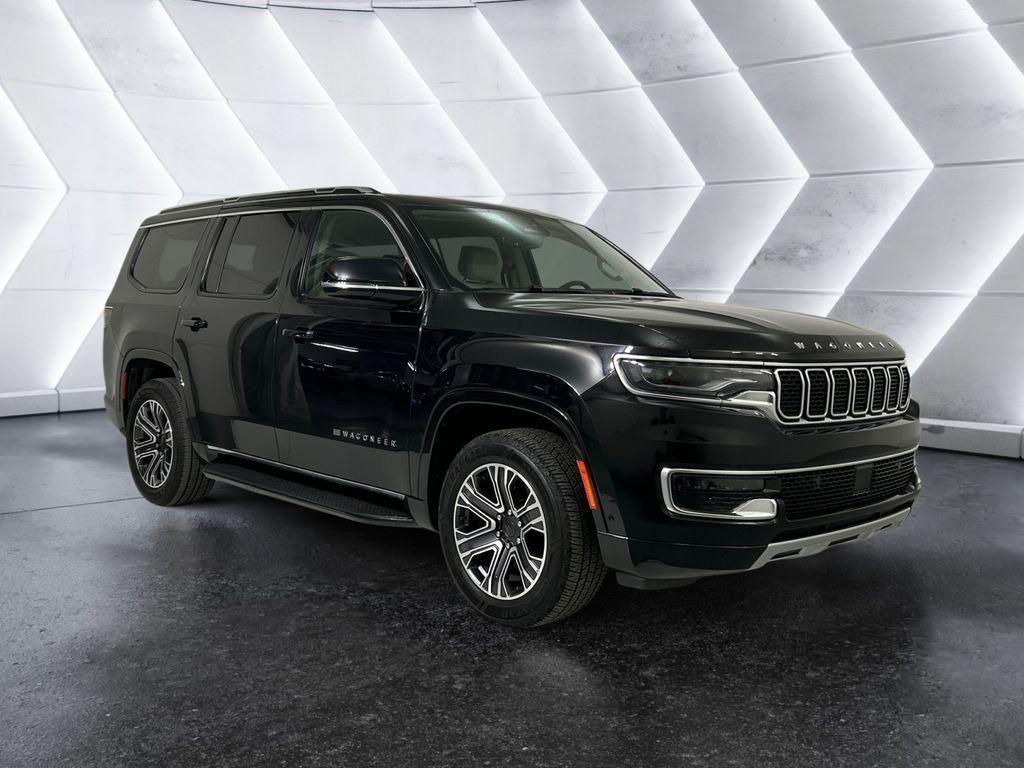 Used 2024 Jeep Wagoneer Series II w/ Flexible Seating Group RWD image 1