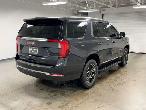 Used 2025 GMC Yukon Elevation image 7