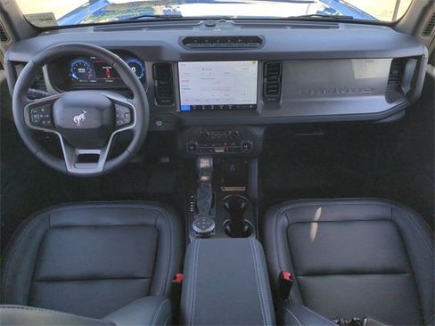 New 2025 Ford Bronco Badlands image 15