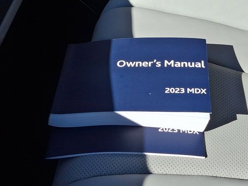 Certified 2023 Acura MDX w/ Technology Package image 29