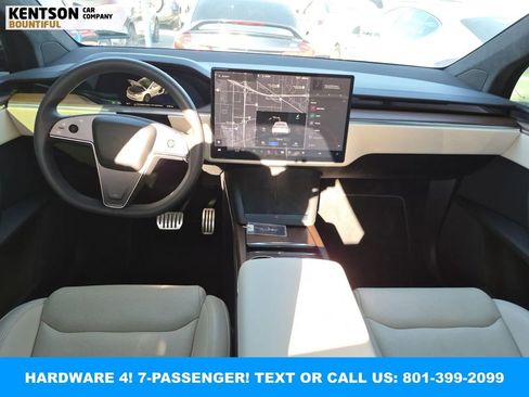 Used 2023 Tesla Model X image 8