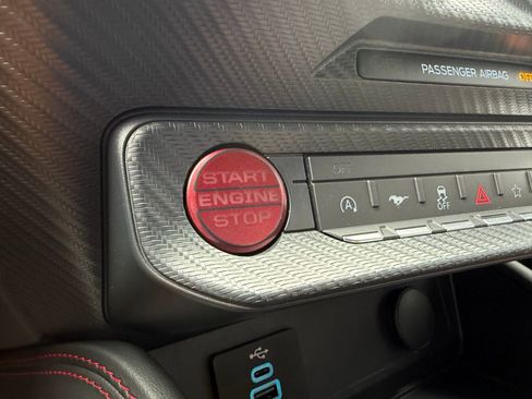Used 2025 Ford Mustang GT Premium RWD image 20