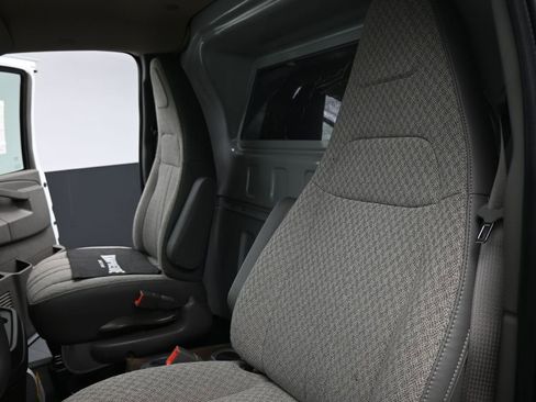 New 2026 GMC Savana 2500 Extended w/ Enhanced Convenience Package image 14