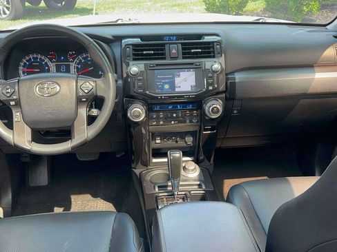 Used 2019 Toyota 4Runner Limited AWD/4WD image 9