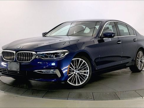 Used 2018 BMW 530i xDrive AWD/4WD image 11