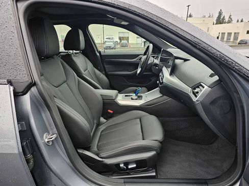 Used 2023 BMW i4 eDrive35 image 11