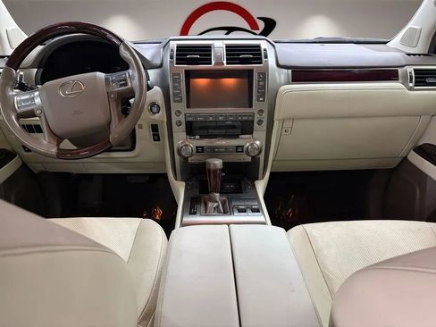 Used 2019 Lexus GX 460 Premium w/ Premium Package AWD/4WD image 14