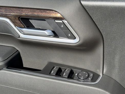 New 2026 GMC Sierra 1500 Elevation image 14
