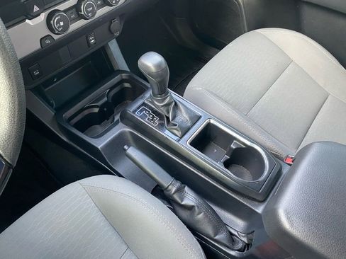 Used 2019 Toyota Tacoma SR w/ SR Convenience Package image 23