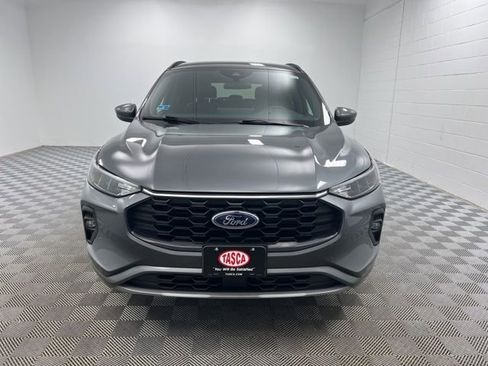 Used 2023 Ford Escape ST-Line Select w/ Tech Pack #1 image 2