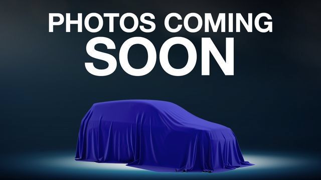 Certified 2026 Volvo XC40 B5 Plus AWD/4WD image 1