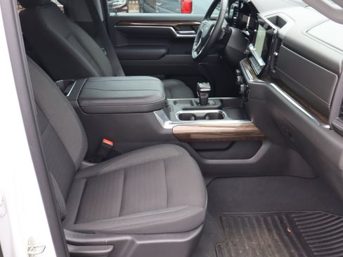 Certified 2023 Chevrolet Silverado 1500 RST image 38