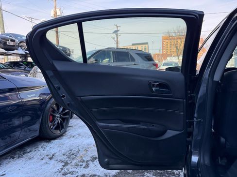 Used 2016 Acura ILX FWD with Premium Package image 13