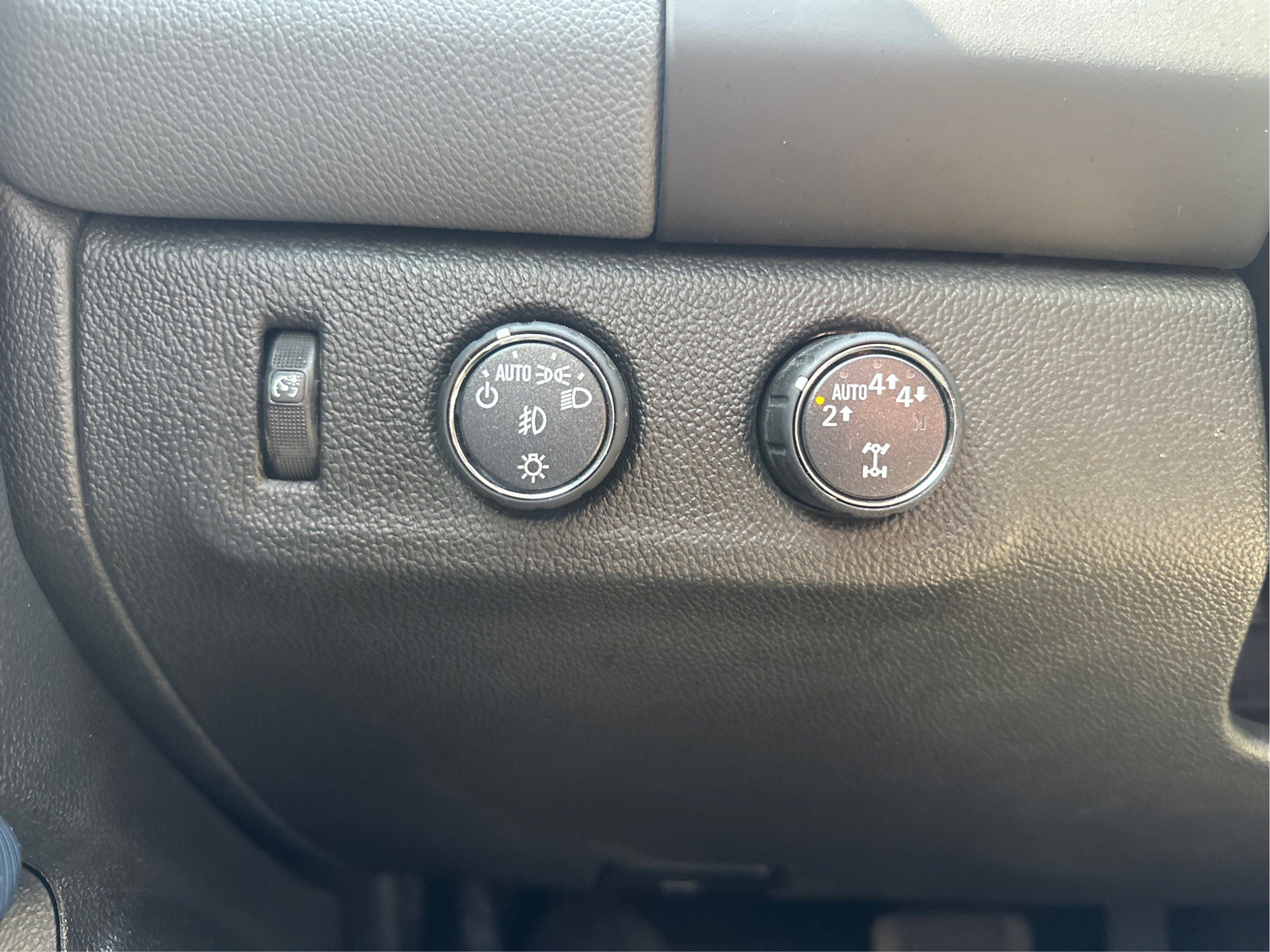 Used 2019 Chevrolet Colorado Z71 AWD/4WD image 18