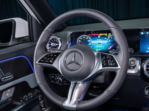 Certified 2026 Mercedes-Benz GLB 250 image 18