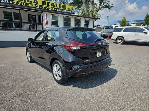 Used 2023 Nissan Kicks S image 5