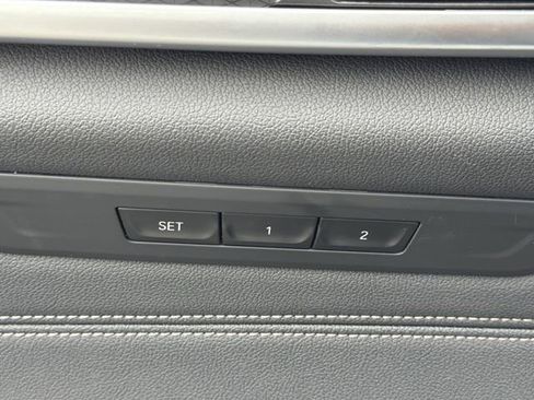 Used 2023 BMW 540i w/ M Sport Package image 18