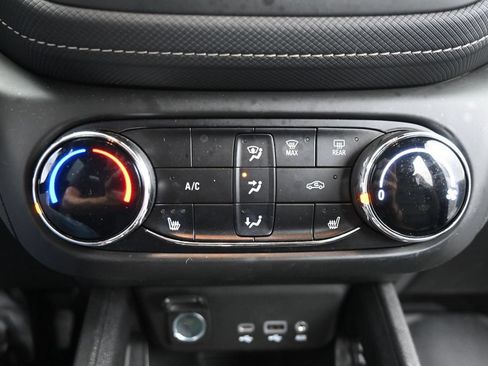 Used 2023 Chevrolet TrailBlazer ACTIV FWD image 22