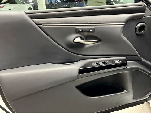 Certified 2023 Lexus ES 350 w/ Premium Package FWD image 38