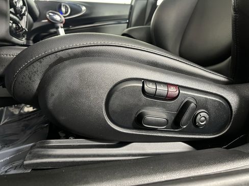 Used 2017 MINI Cooper Clubman S image 11