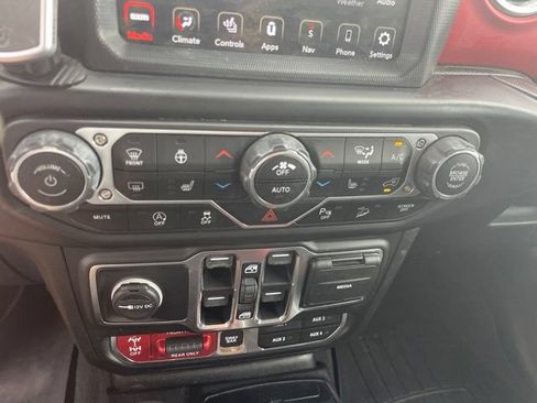 Used 2019 Jeep Wrangler Unlimited Rubicon AWD/4WD image 46