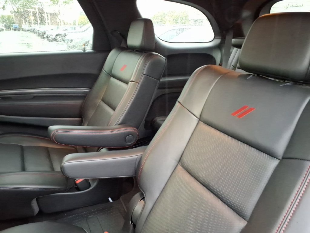 Used 2025 Dodge Durango R/T AWD/4WD image 14