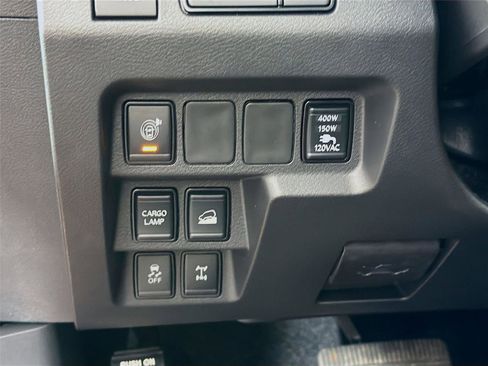 Used 2025 Nissan Frontier PRO-4X w/ Pro Convenience Package AWD/4WD image 10