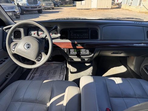 Used 2003 Mercury Grand Marquis LS image 18