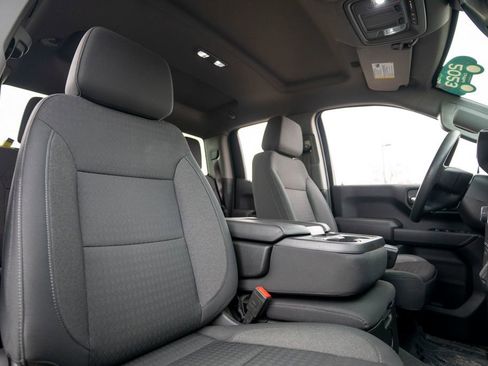 Certified 2023 Chevrolet Silverado 1500 Custom image 17