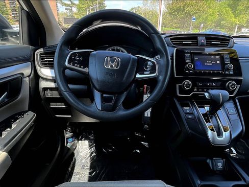 Used 2018 Honda CR-V LX image 5