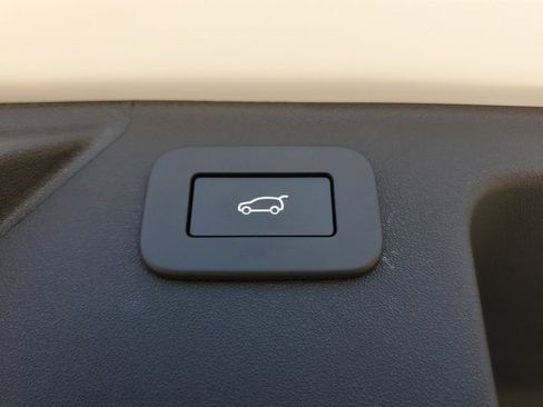 Used 2026 Land Rover Discovery Sport Landmark AWD/4WD image 38