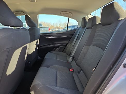 Used 2025 Toyota Camry Hybrid image 10