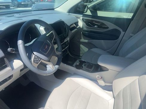 Used 2023 GMC Terrain Denali w/ Denali Premium Package image 5