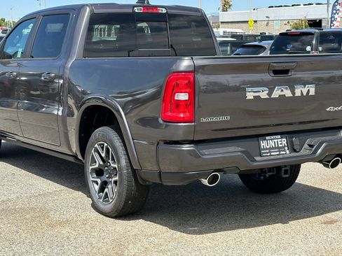 New 2026 RAM 1500 Laramie AWD/4WD image 5