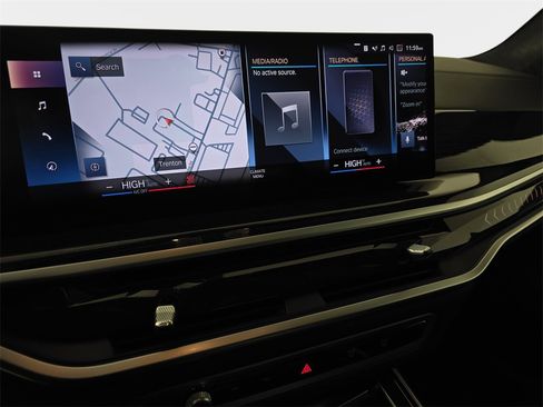 Certified 2023 BMW X7 xDrive40i w/ Executive Package image 21