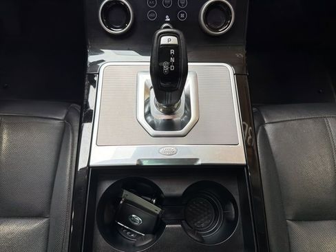 Used 2020 Land Rover Range Rover Evoque SE AWD/4WD image 19