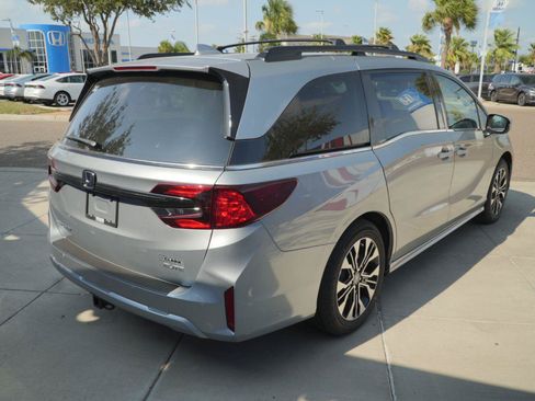 New 2026 Honda Odyssey Elite image 5