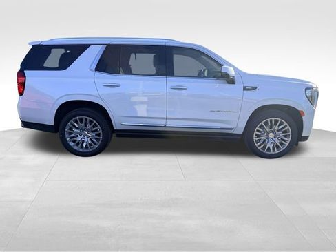 Used 2023 GMC Yukon Denali image 4