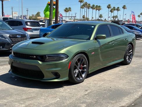 Used 2022 Dodge Charger Scat Pack RWD image 1